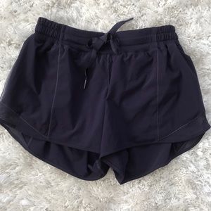 lululemon Hotty Hot Short, Long (4 in)
